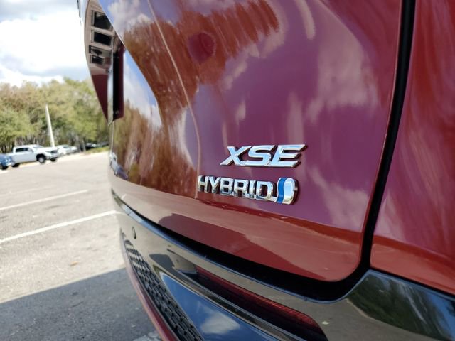 Used 2022 Toyota Sienna XSE image 7