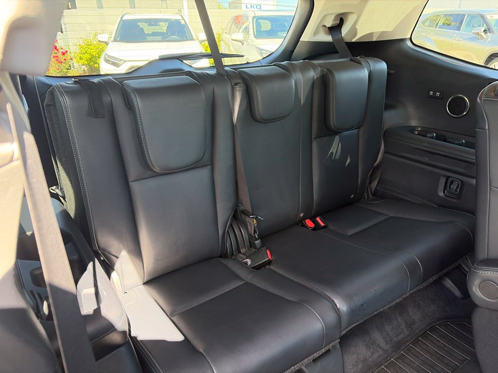 Used 2023 Subaru Ascent Touring AWD/4WD image 17