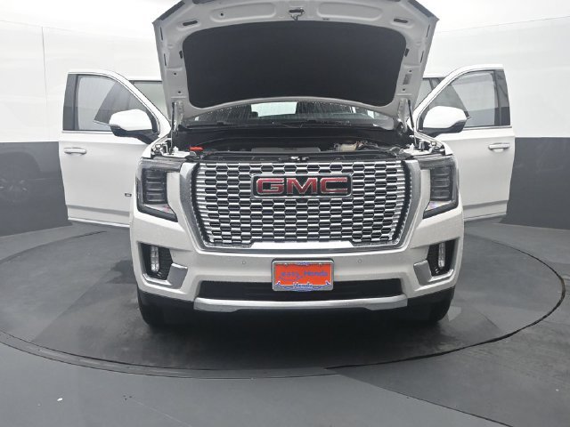 Used 2024 GMC Yukon Denali RWD image 36