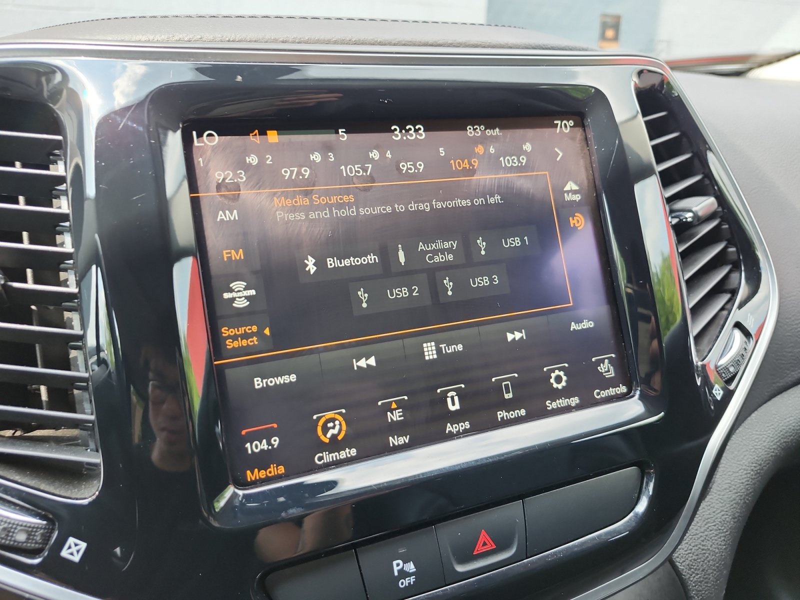Used 2019 Jeep Cherokee Limited AWD/4WD image 20