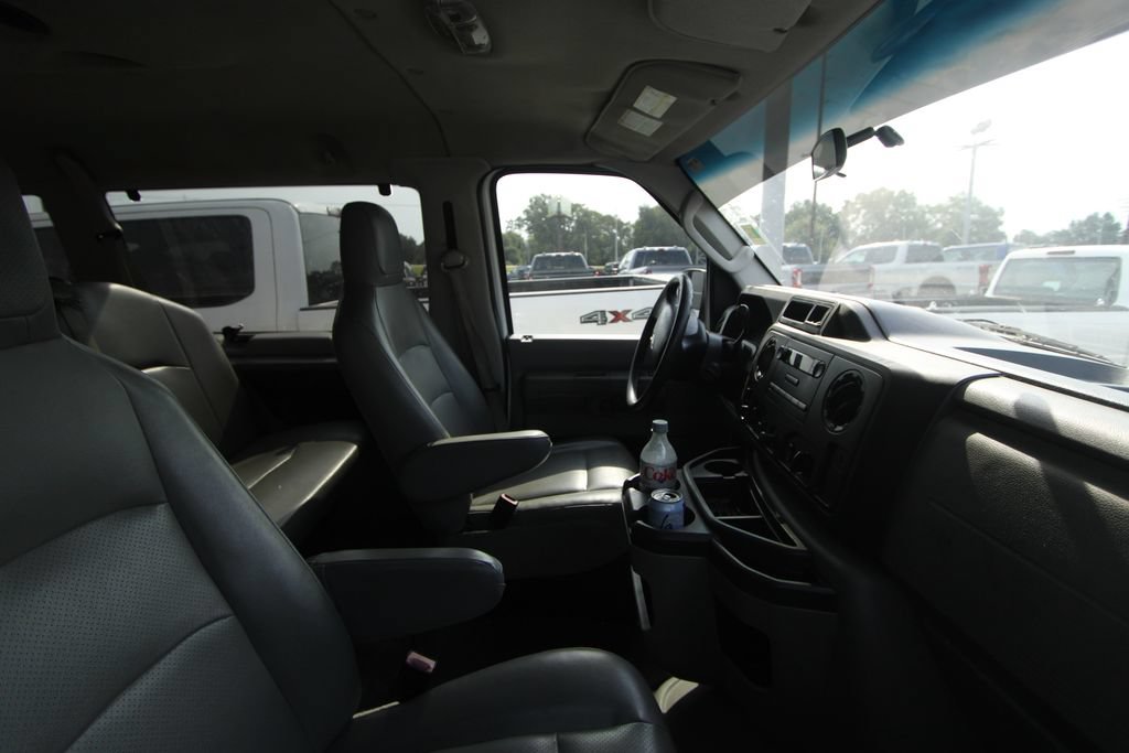 Used 2011 Ford E-350 and Econoline 350 XL w/ PWR Windows & Locks Group RWD image 16