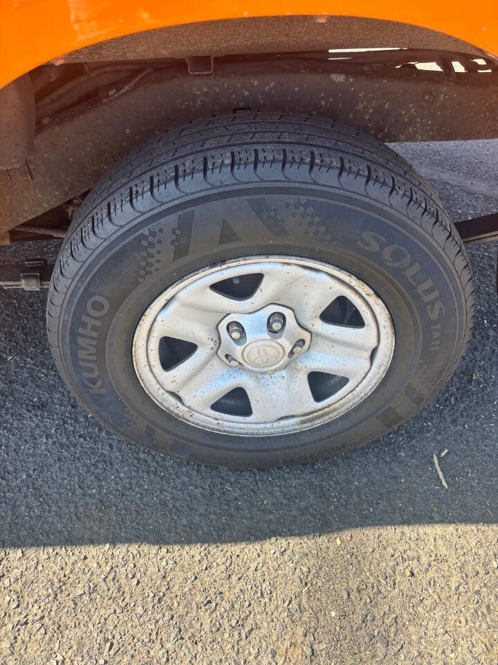 Used 2004 Toyota Tacoma 2WD Regular Cab image 10