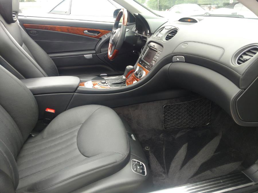 Used 2009 Mercedes-Benz SL 550 image 8