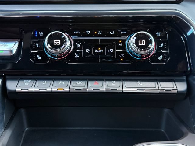 Used 2025 GMC Sierra 2500 Denali Ultimate AWD/4WD image 4