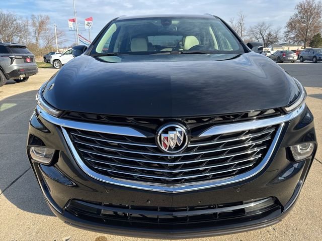 Used 2023 Buick Enclave Essence image 8