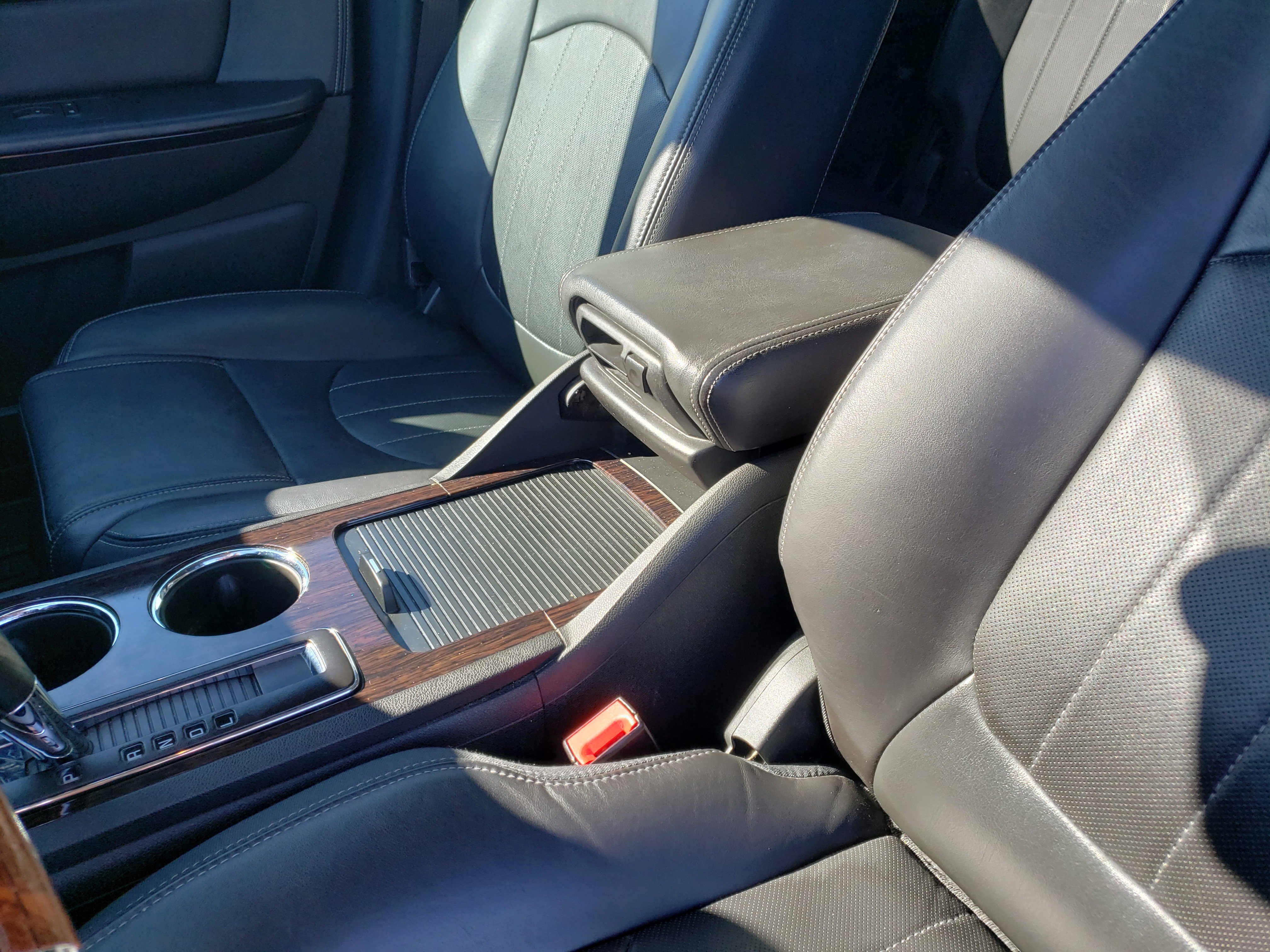 Used 2017 Chevrolet Traverse Premier image 28