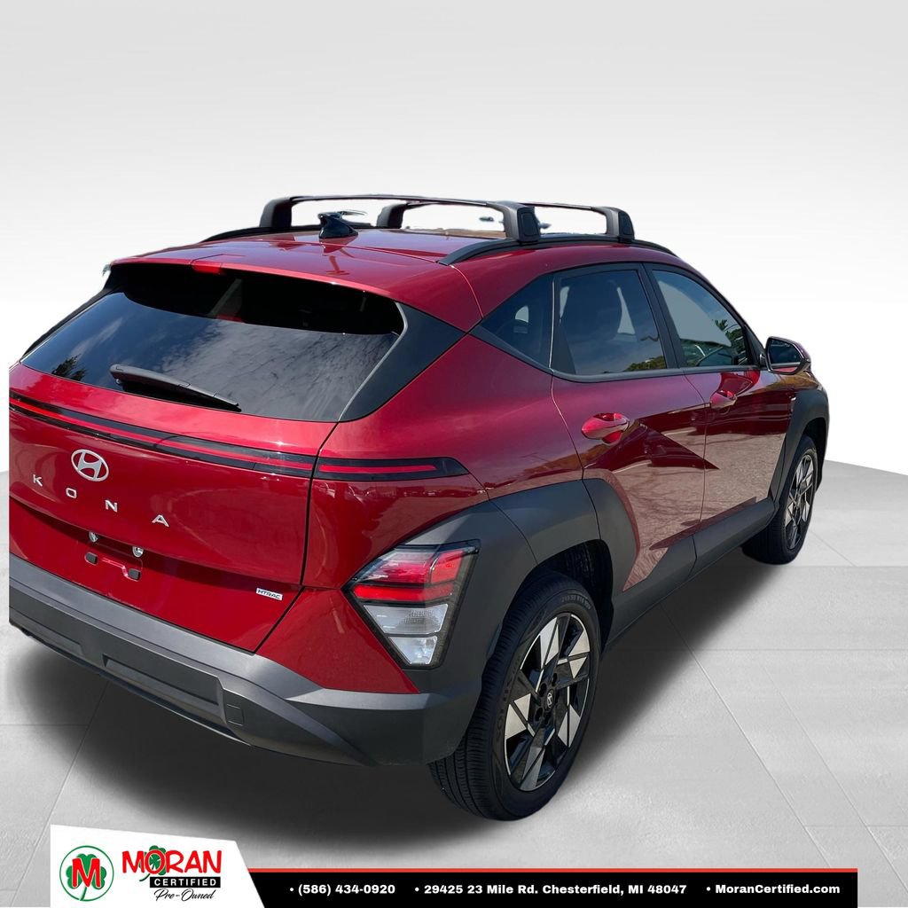 Used 2024 Hyundai Kona SEL w/ Convenience Package AWD/4WD image 3