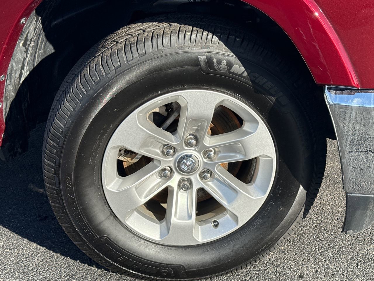 Used 2021 RAM 1500 Laramie image 9