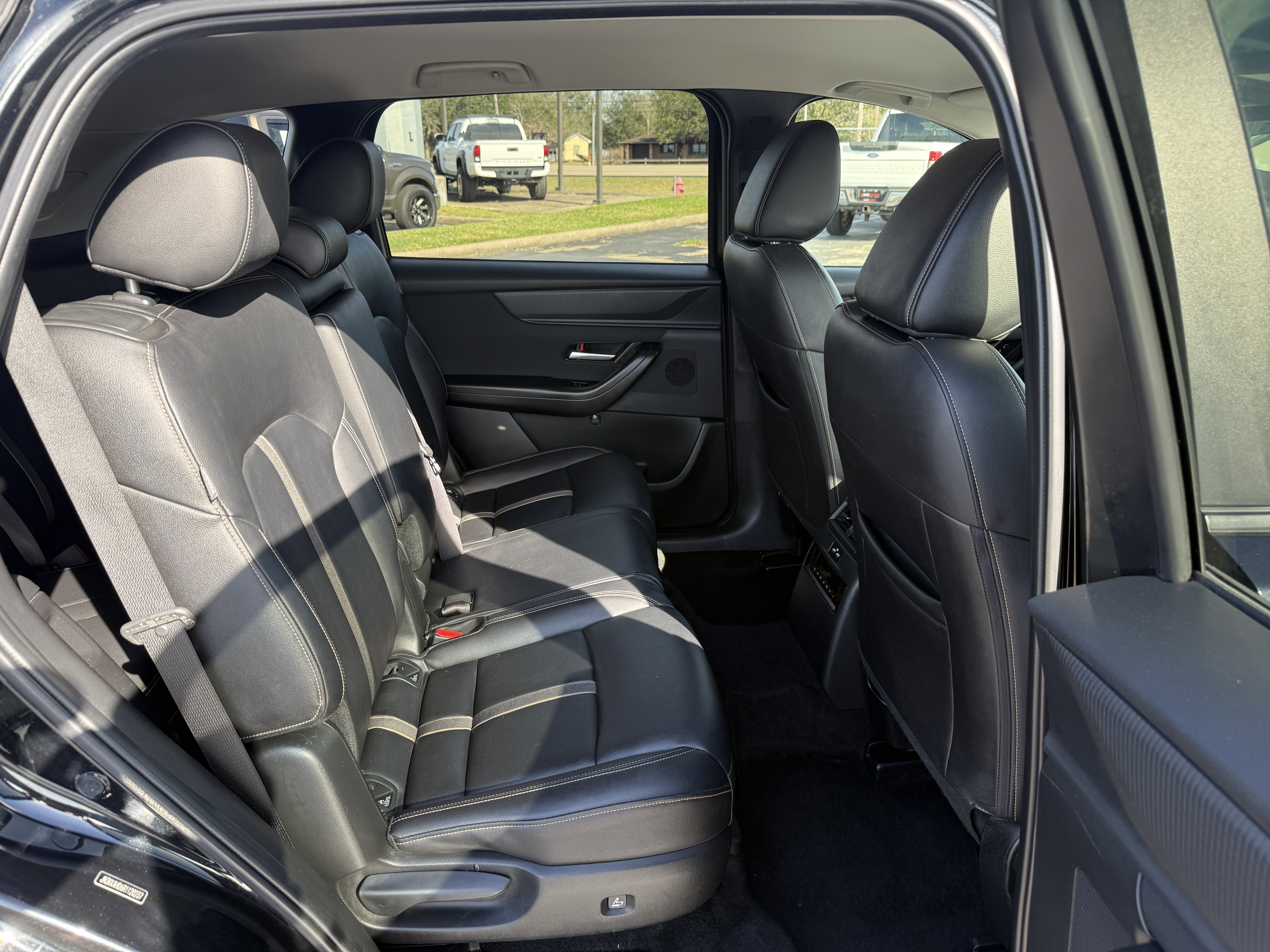 Used 2024 MAZDA CX-90 3.3 Turbo w/ Select Package image 33