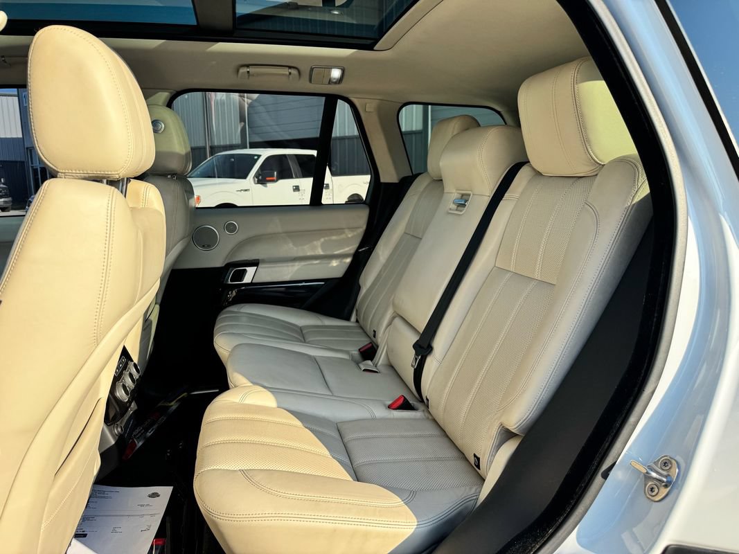 Used 2017 Land Rover Range Rover Supercharged AWD/4WD image 14
