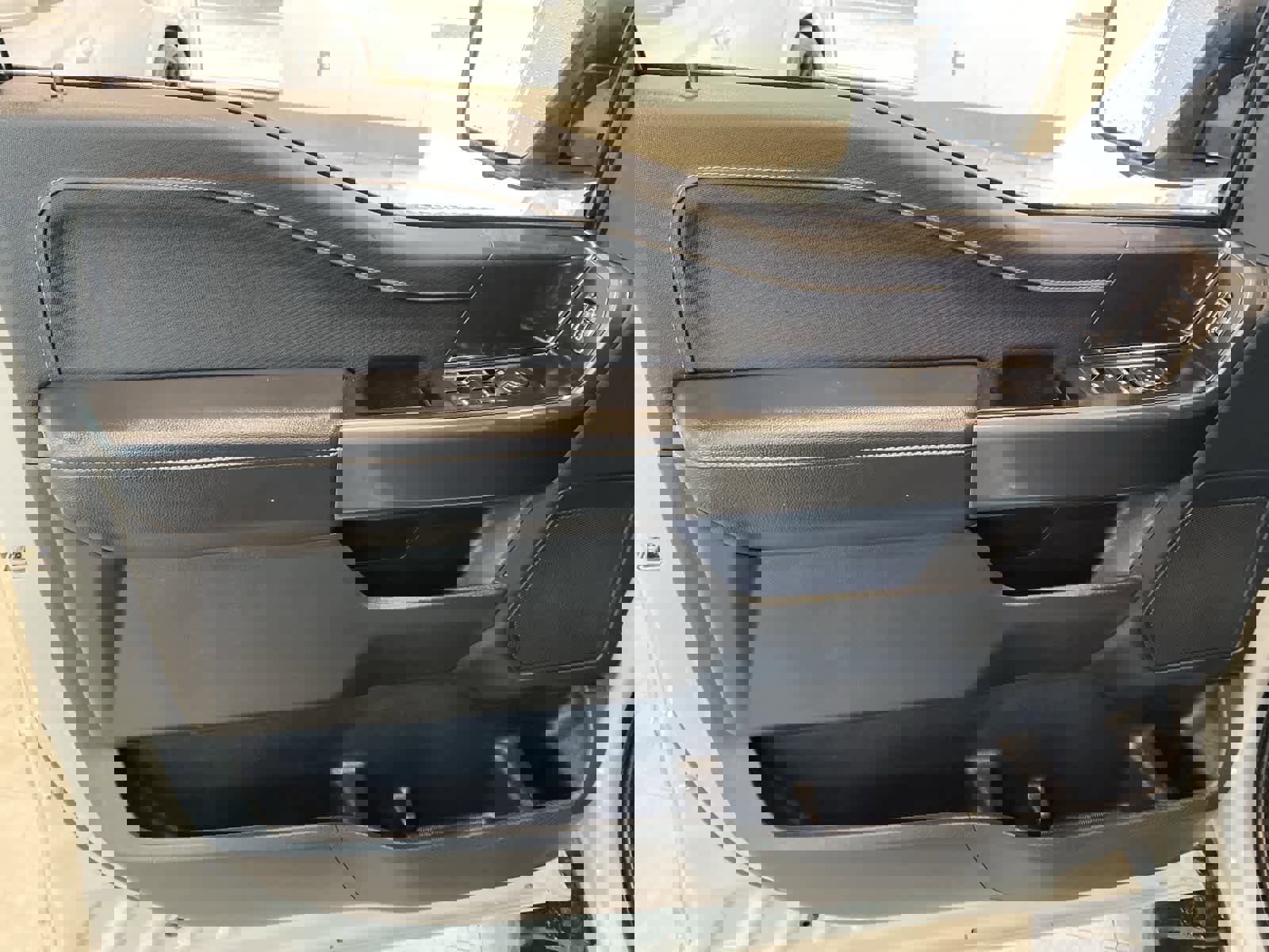 Used 2023 Ford F150 XLT w/ Equipment Group 302A High image 17