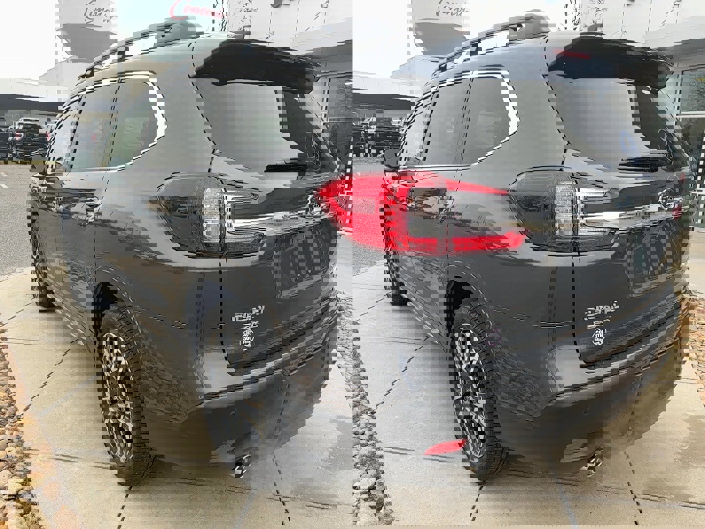 Certified 2025 Subaru Ascent Limited w/ Popular Package #2 image 8