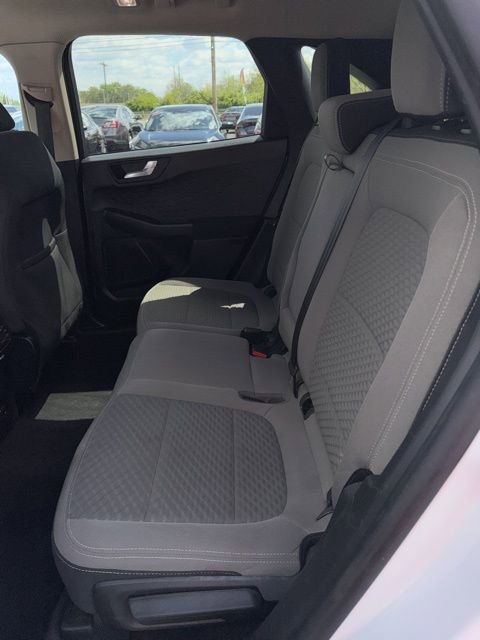 Used 2020 Ford Escape SE image 20