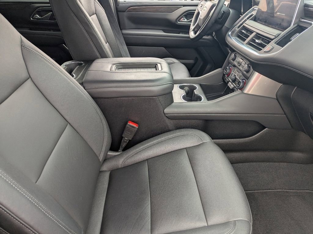 Used 2023 Chevrolet Tahoe LT w/ Luxury Package RWD image 12