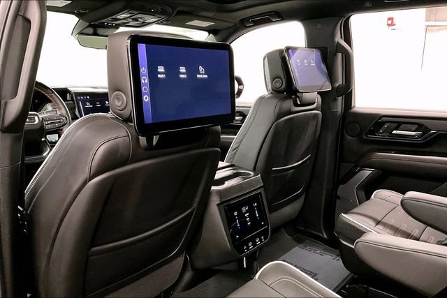 Used 2025 GMC Yukon AT4 Ultimate AWD/4WD image 34