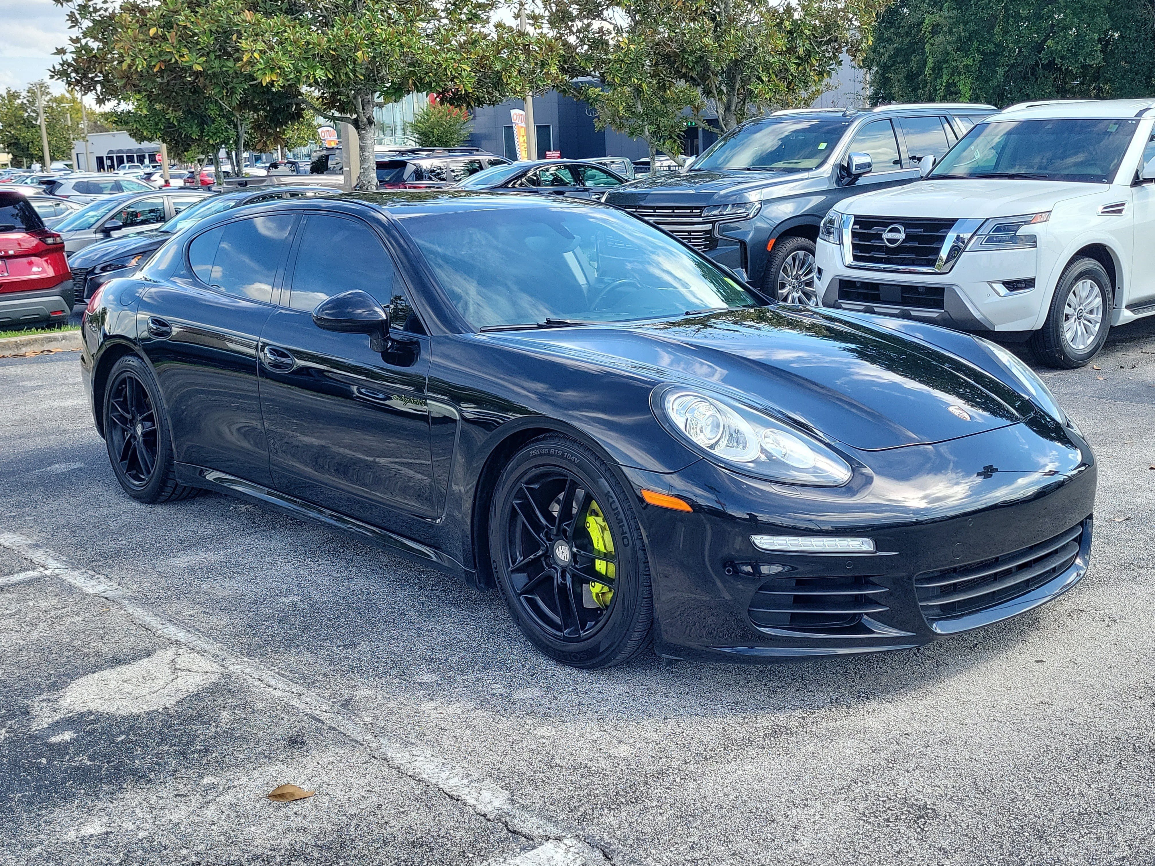 Used 2015 Porsche Panamera S RWD image 3