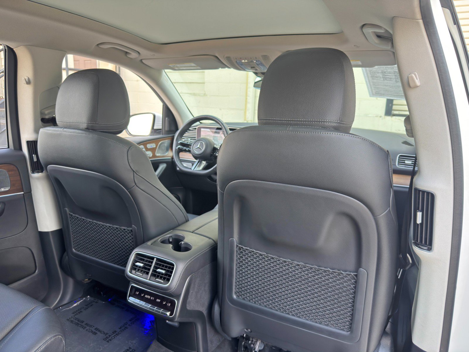Used 2024 Mercedes-Benz GLS 450 4MATIC w/ AMG Line Exterior image 45