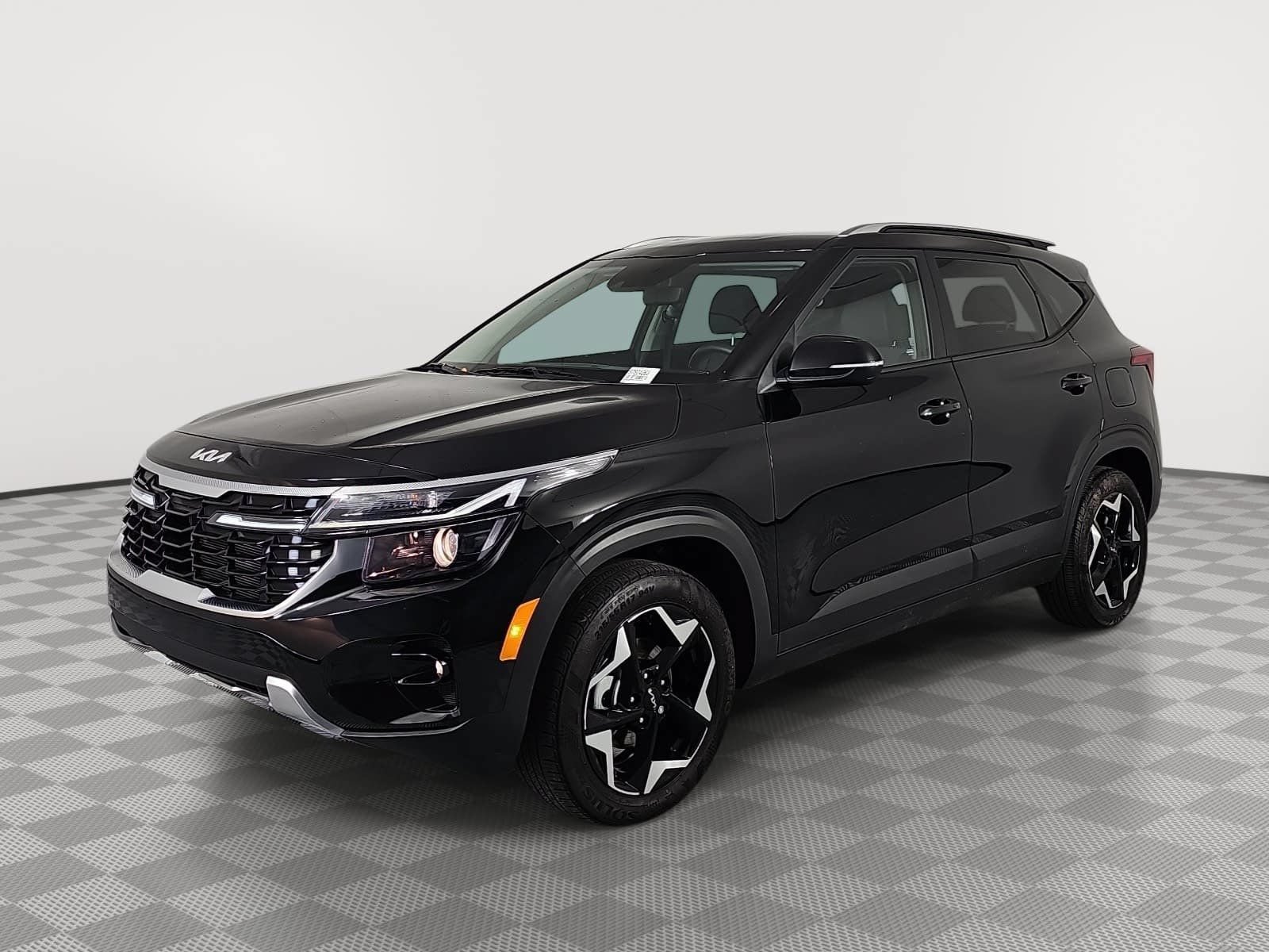 Used 2025 Kia Seltos S FWD image 4