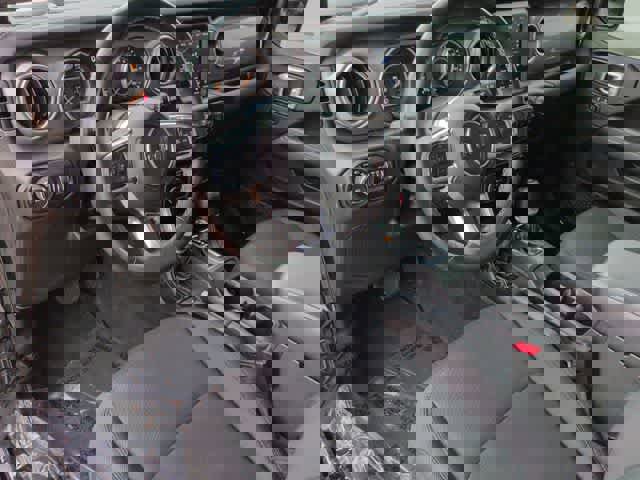 Used 2022 Jeep Wrangler Unlimited Sahara w/ Cold Weather Group image 10