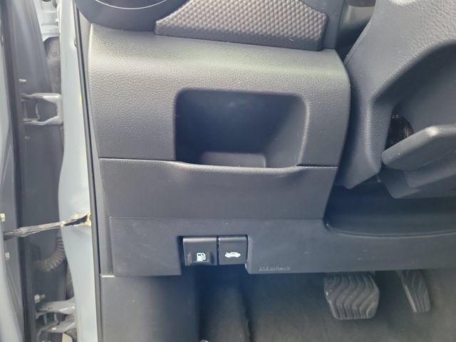 Used 2021 Nissan Kicks SV FWD image 21