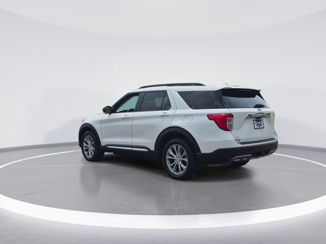 Used 2020 Ford Explorer XLT w/ Equipment Group 202A AWD/4WD image 6