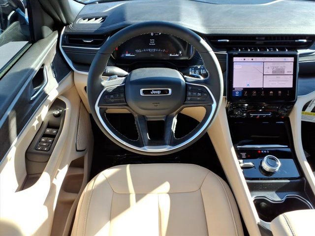 New 2025 Jeep Grand Cherokee Limited w/ MOPAR Finishing Package image 5
