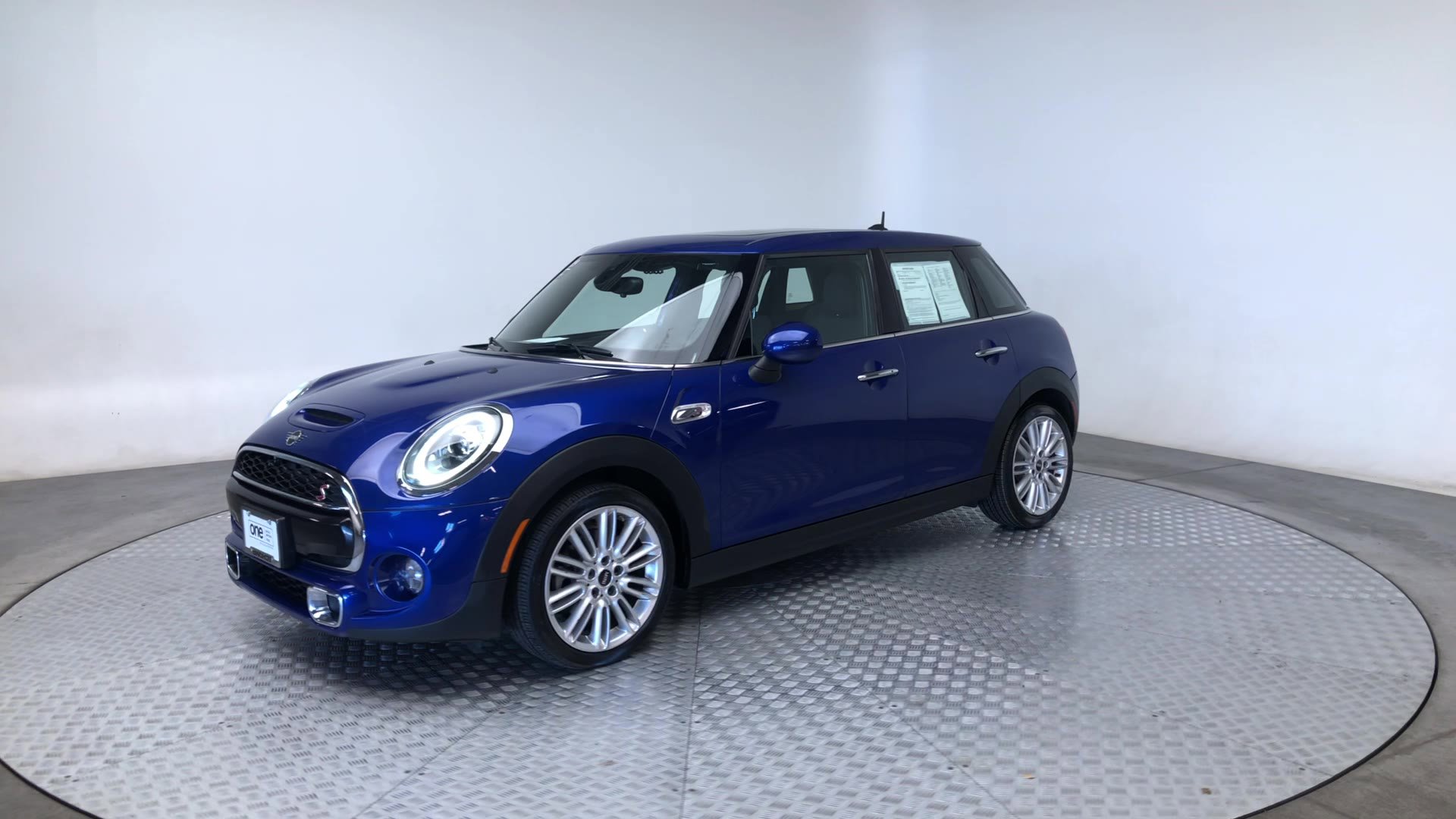 Used 2019 MINI Cooper S image 4
