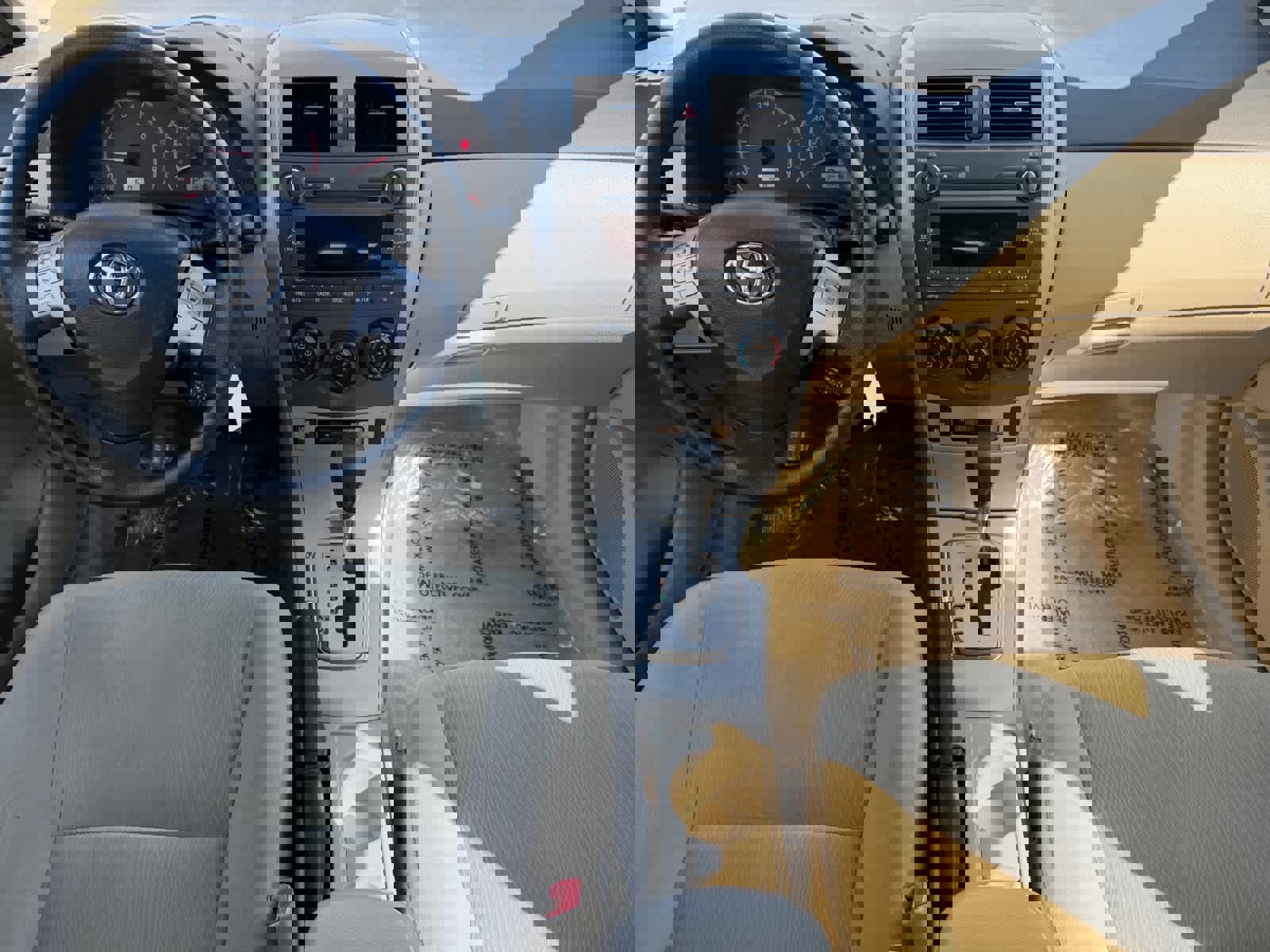 Used 2011 Toyota Corolla LE image 6