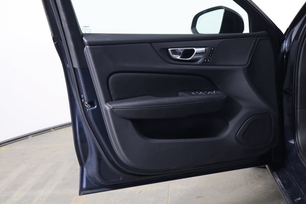 Used 2023 Volvo S60 T8 Plus AWD/4WD image 17