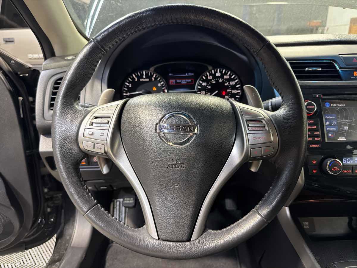 Used 2015 Nissan Altima 3.5 SL FWD image 17
