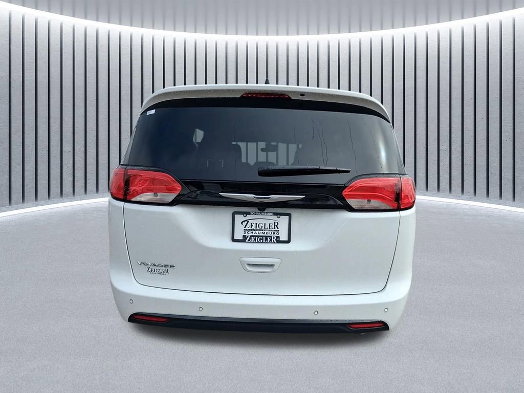 New 2026 Chrysler Voyager LX image 11