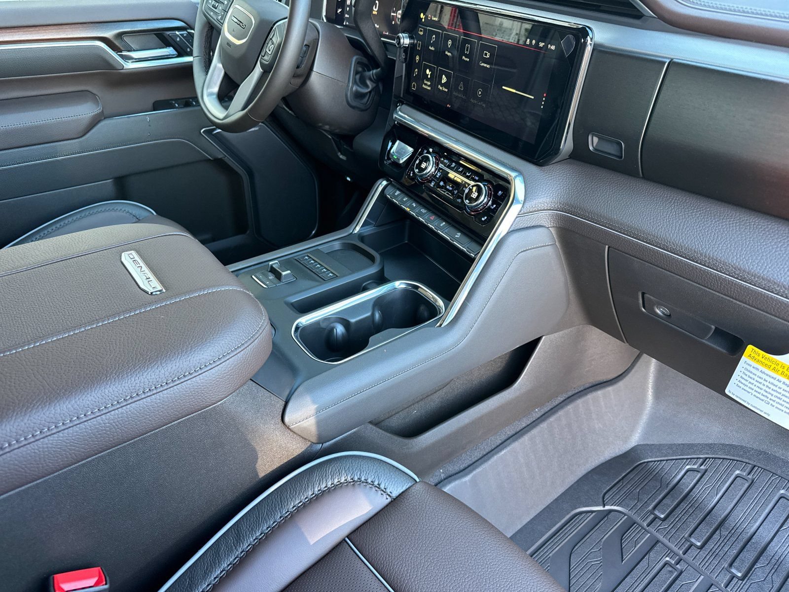 New 2026 GMC Sierra 2500 Denali w/ Denali Reserve Package AWD/4WD image 16