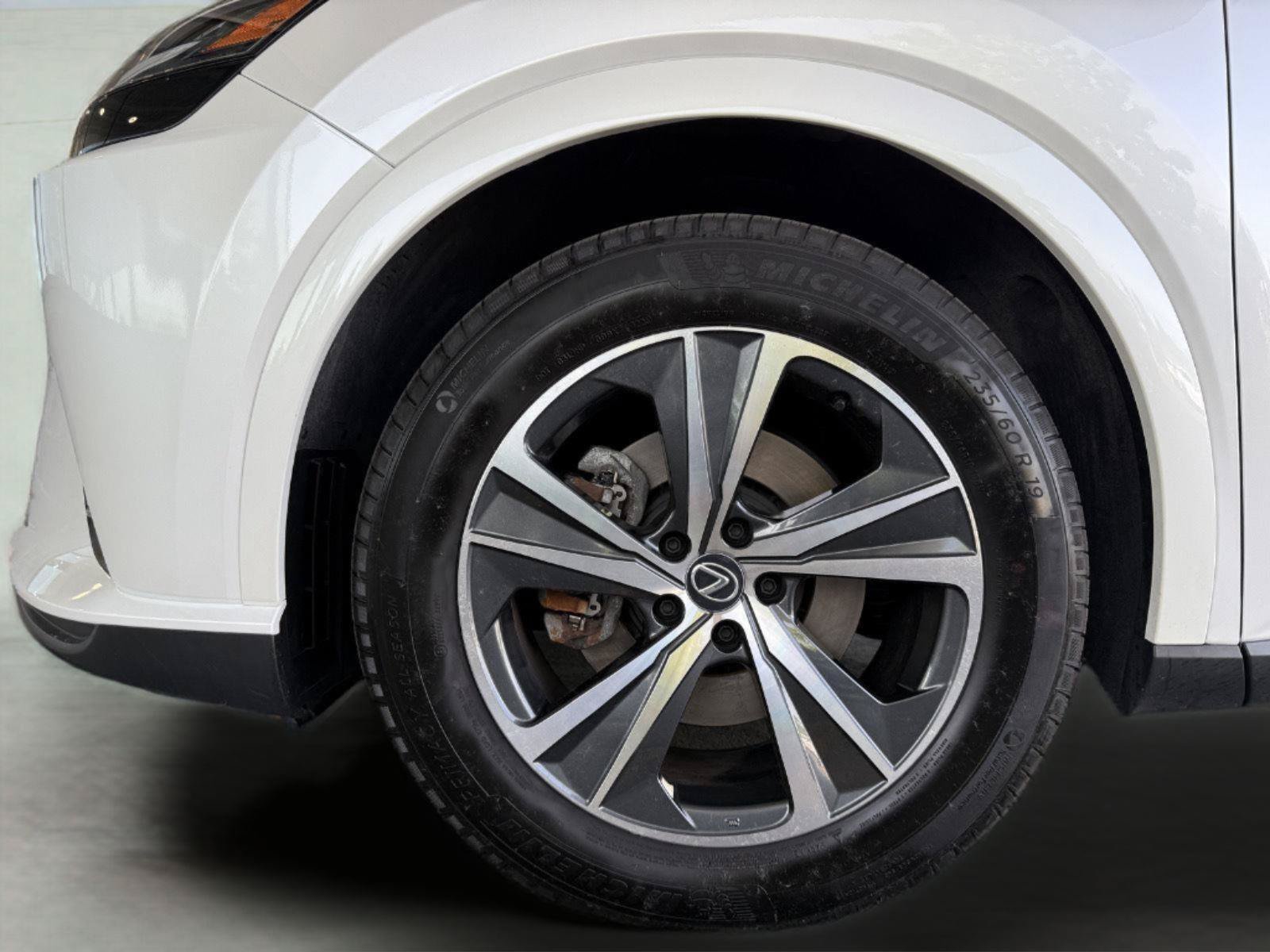 Certified 2025 Lexus RX 350 Premium AWD/4WD image 32