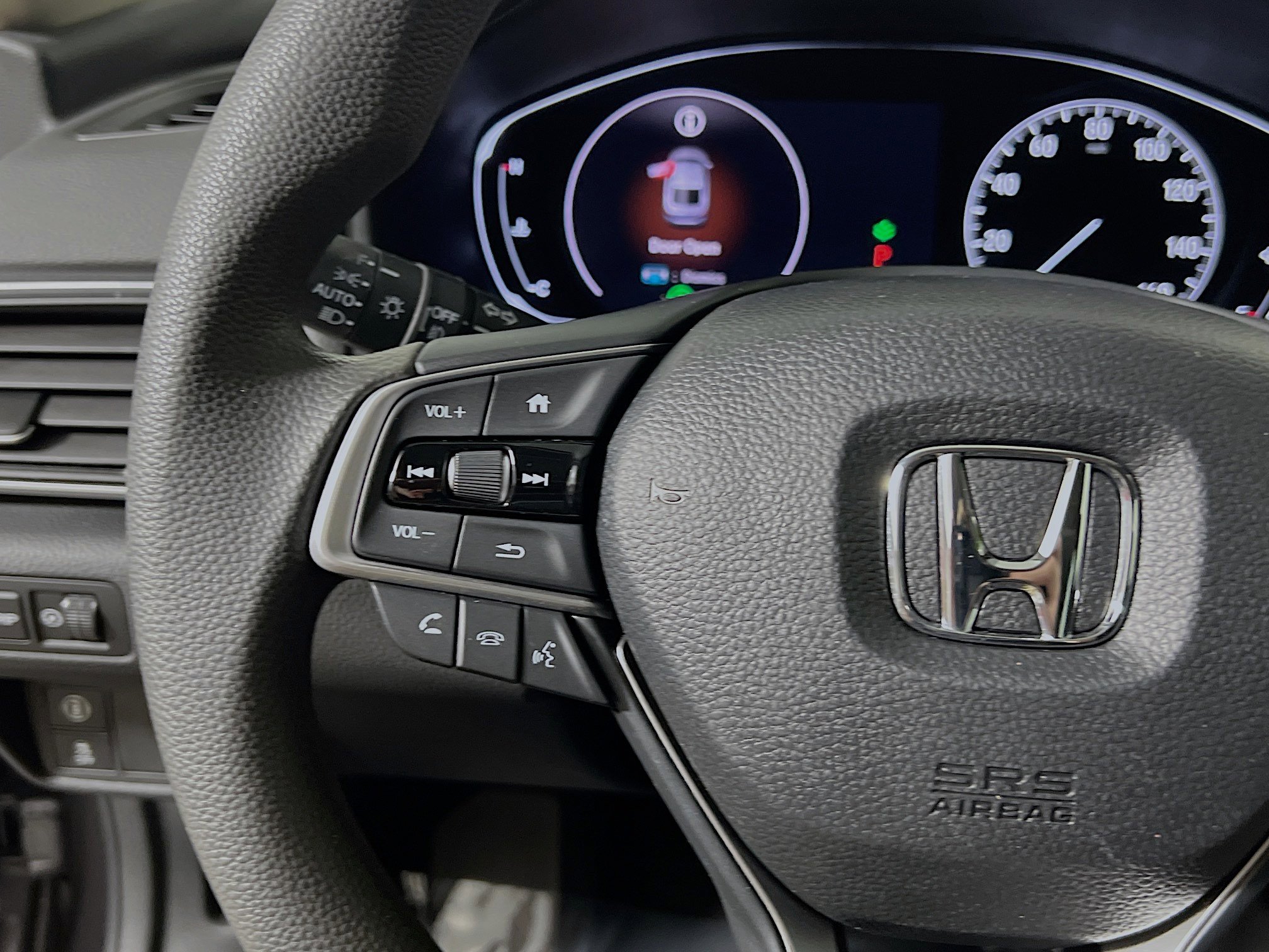 Used 2018 Honda Accord EX image 19