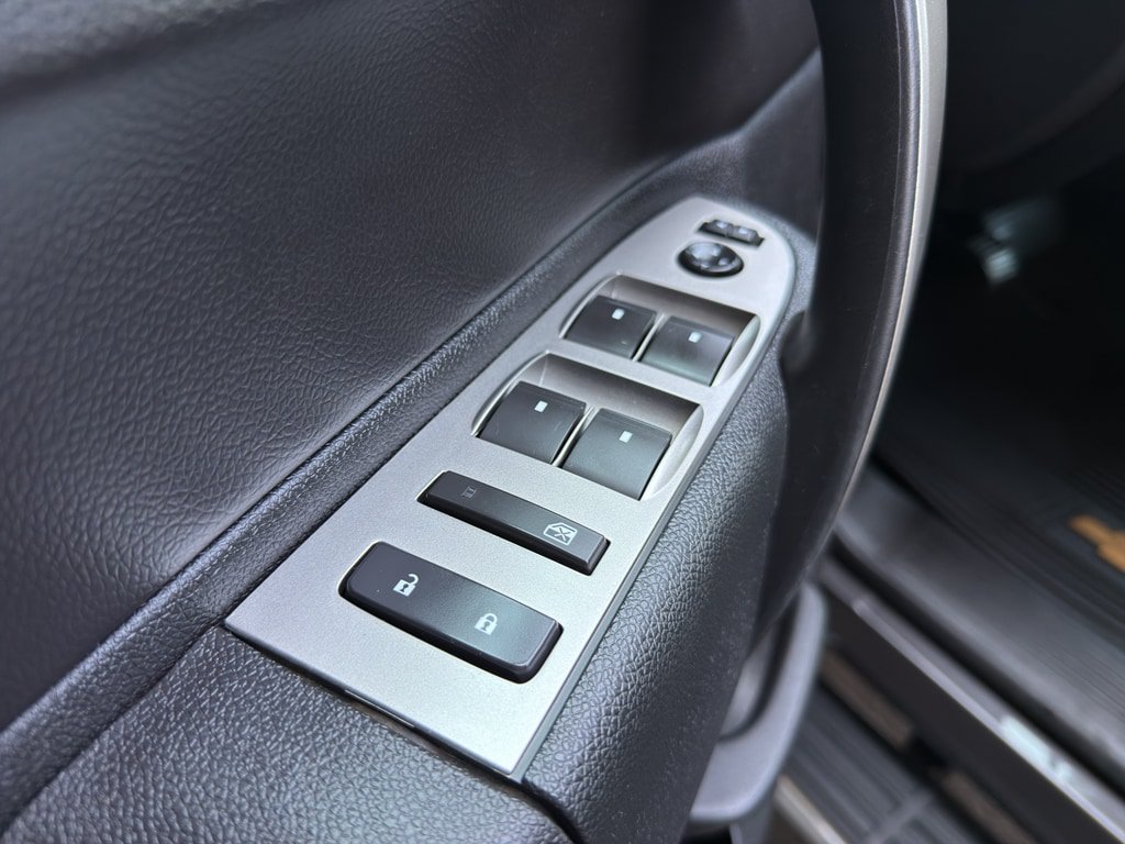 Used 2011 Chevrolet Silverado 2500 LT w/ Interior Plus Package AWD/4WD image 19