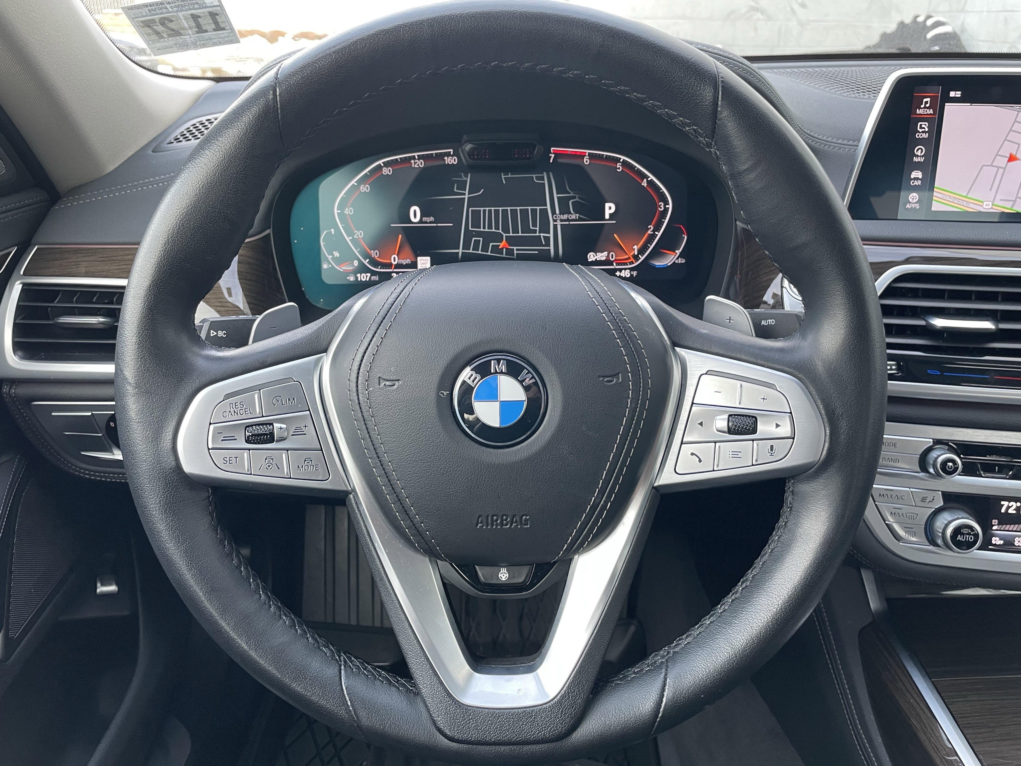 Used 2022 BMW 750i xDrive image 21