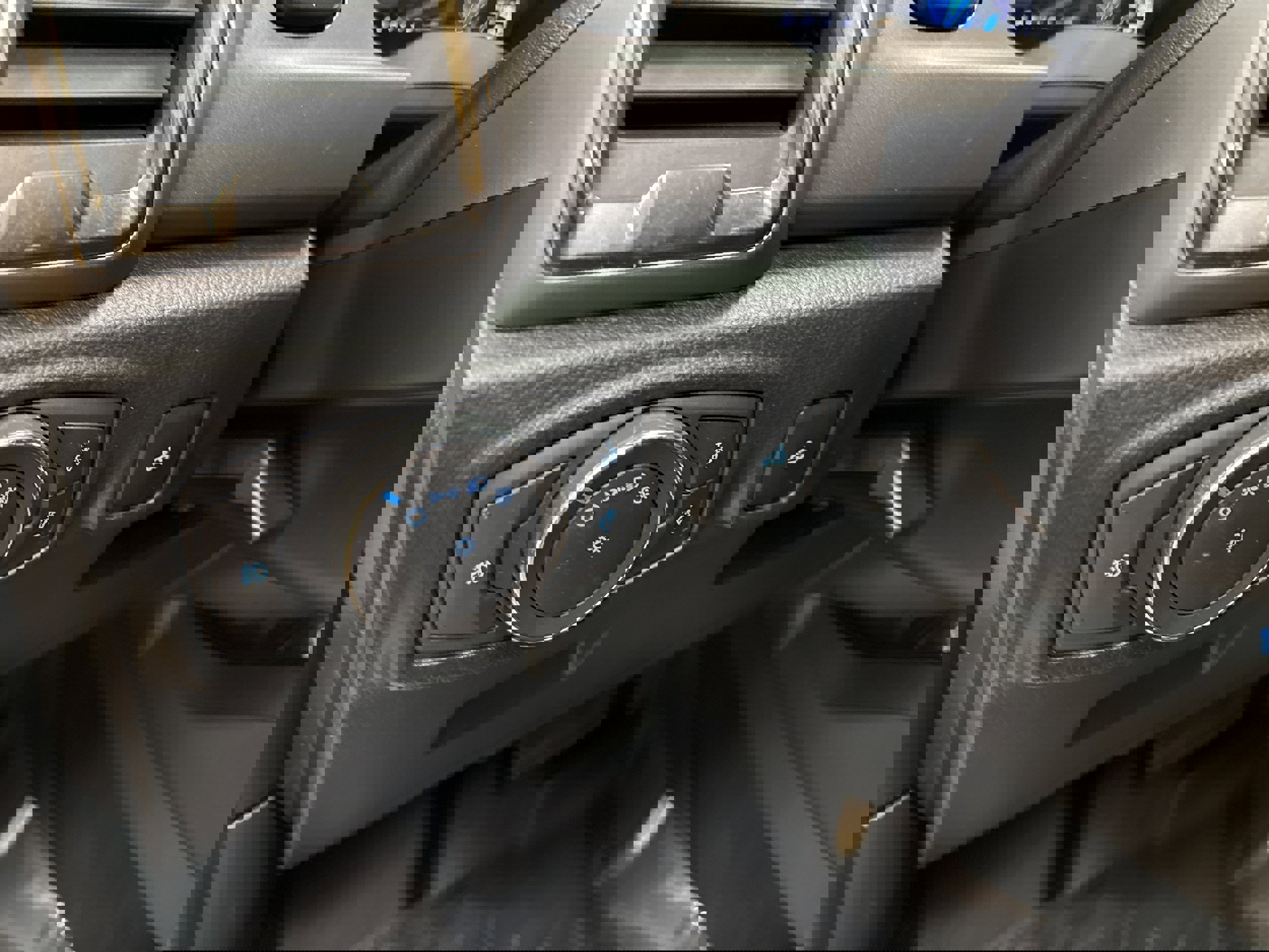 Used 2019 Ford Ranger XLT w/ FX4 Off-Road Package image 25