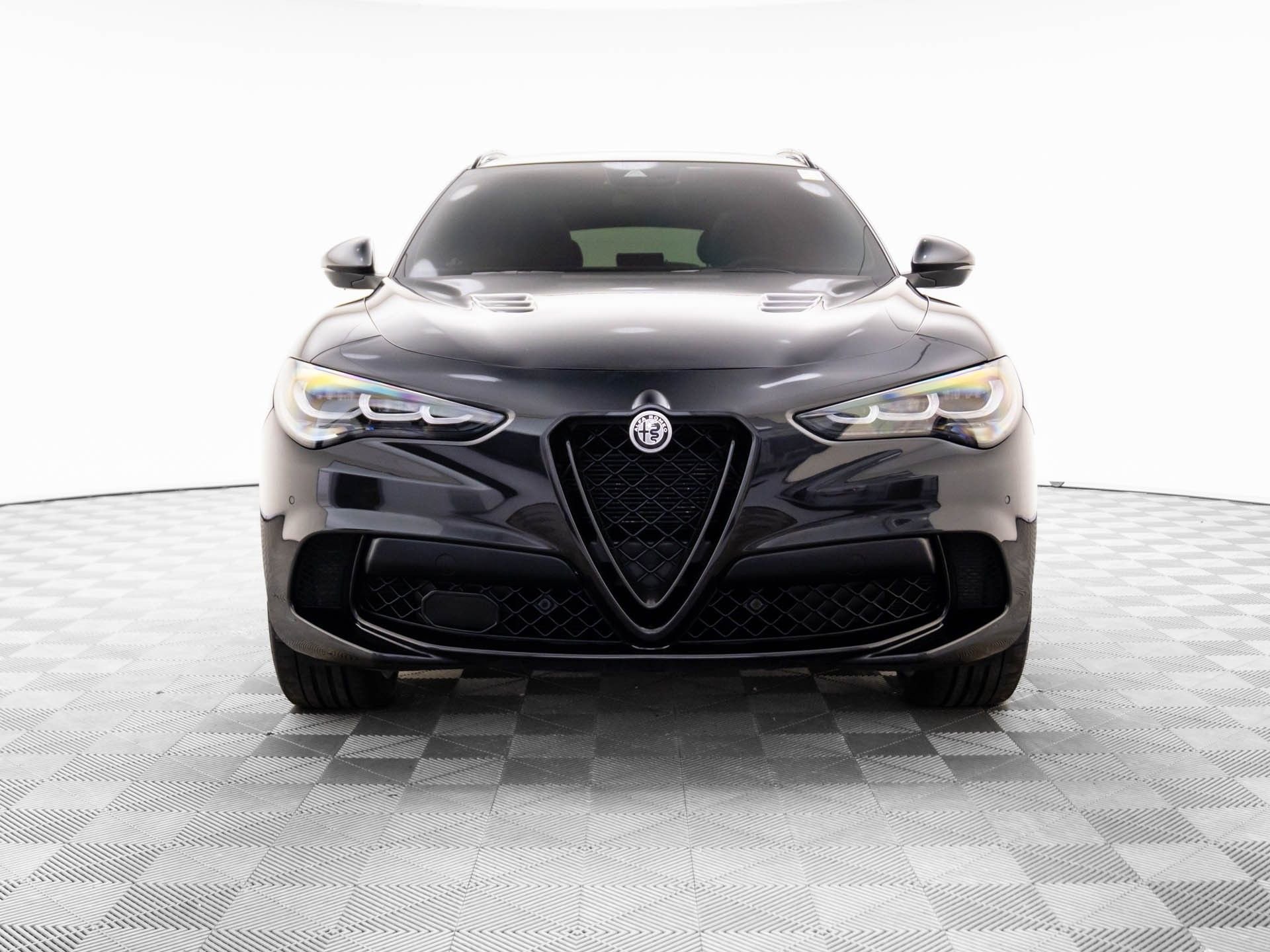 Used 2024 Alfa Romeo Stelvio Quadrifoglio w/ Active Assist Plus Package image 10