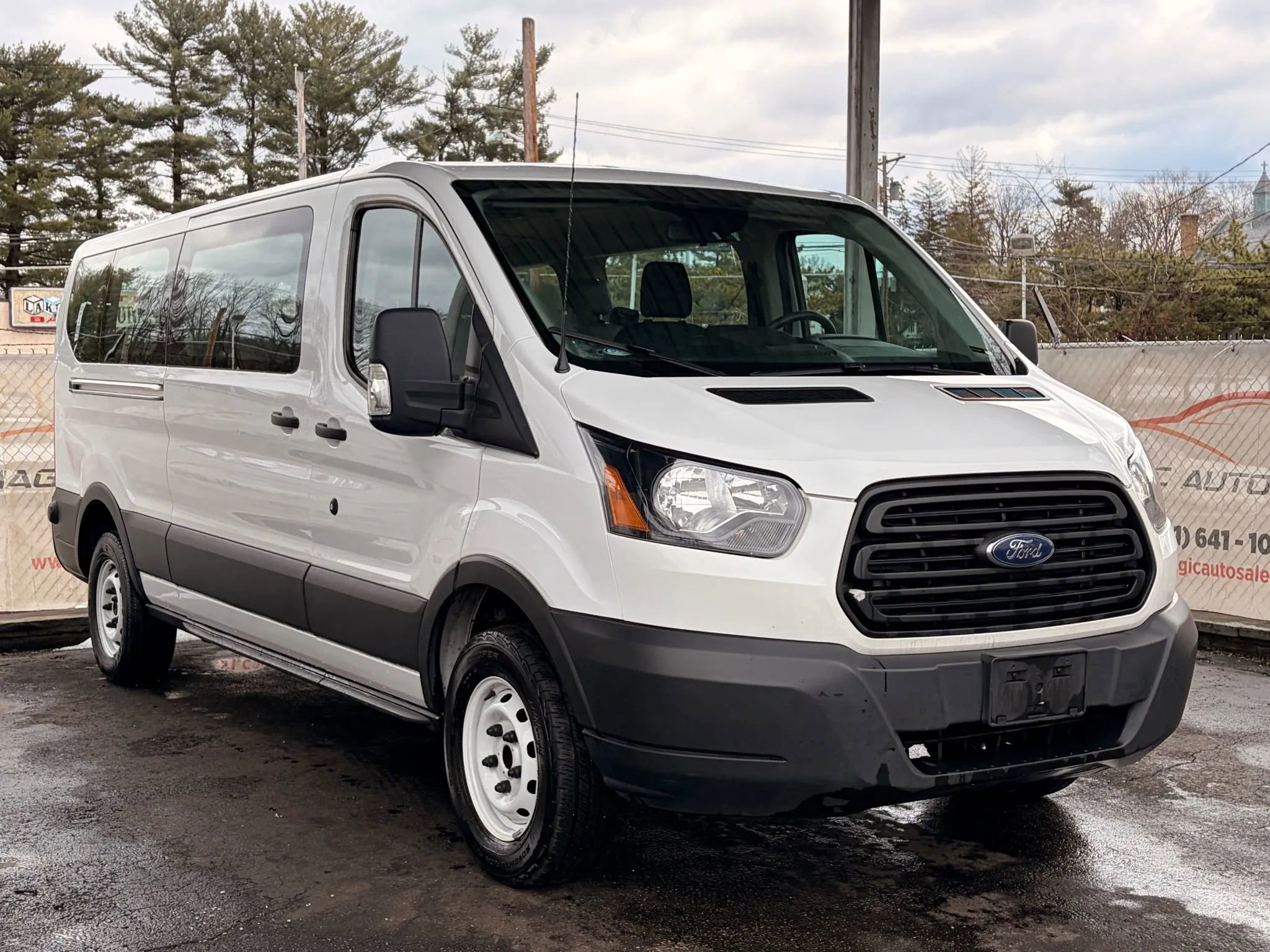 Used 2019 Ford Transit 350 XL RWD image 48