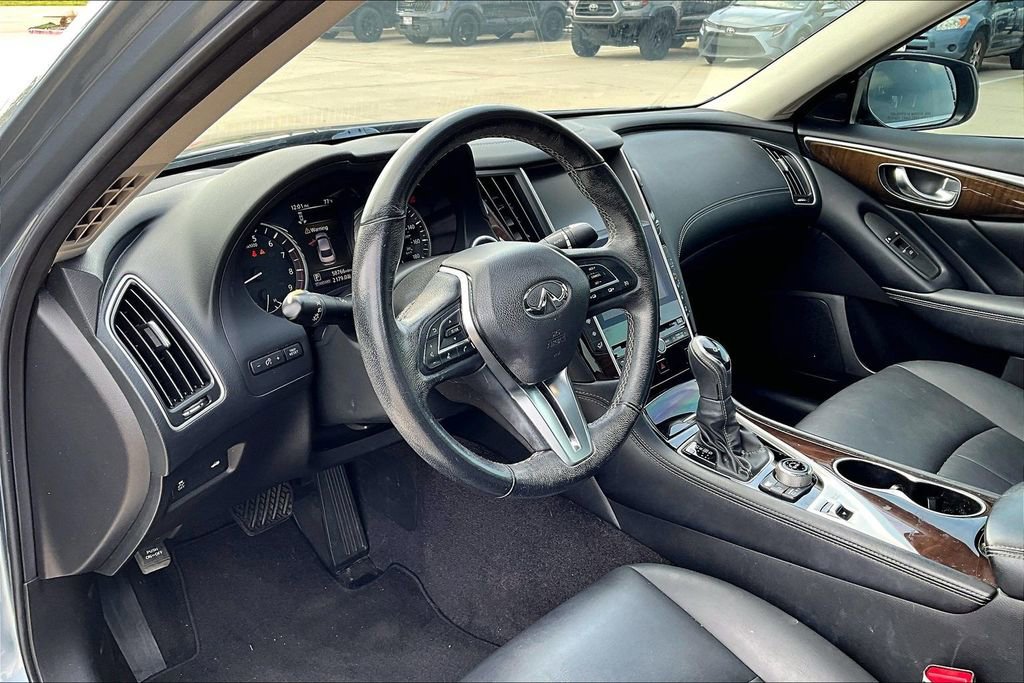 Used 2019 INFINITI Q50 Luxe w/ Essential Package (3.0T Luxe) image 15