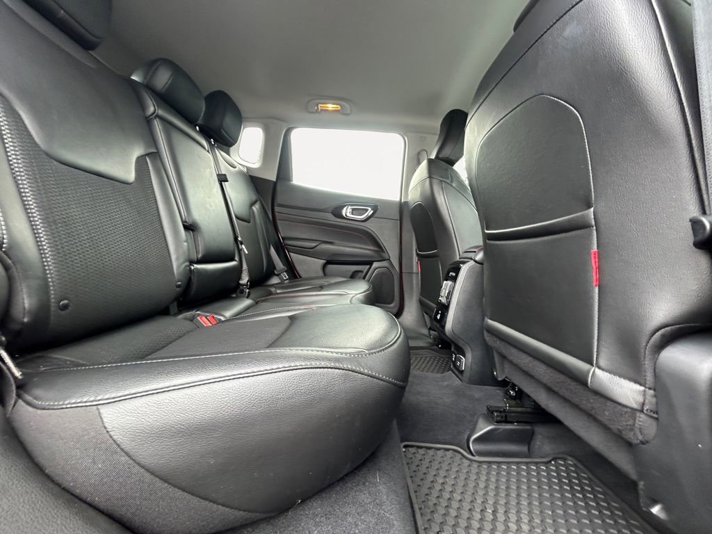 Used 2022 Jeep Compass Trailhawk w/ Trailhawk Convenience Group image 12