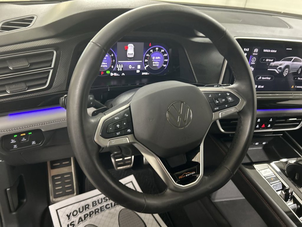 Certified 2024 Volkswagen Atlas Peak Edition SEL AWD/4WD image 4