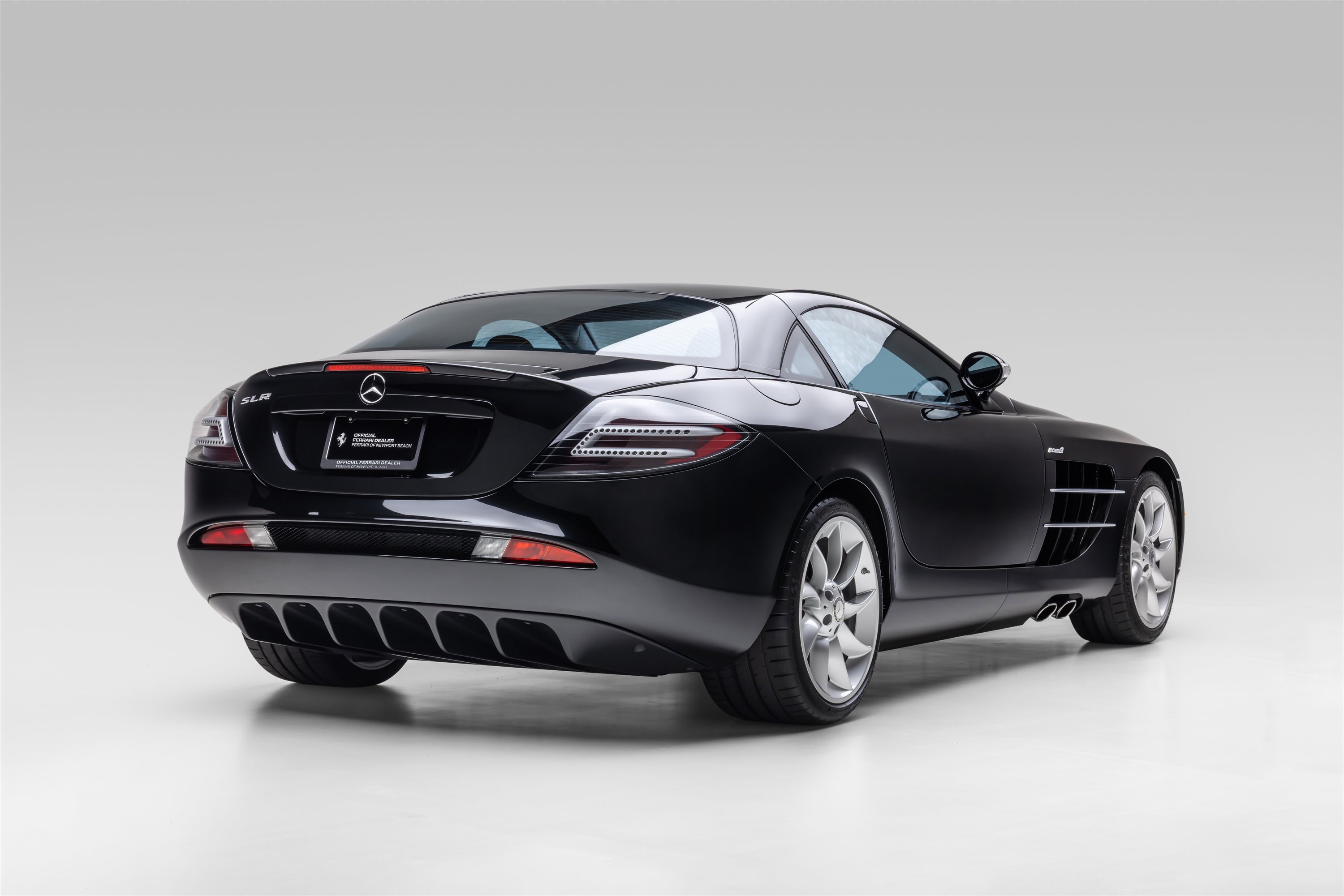 Used 2005 Mercedes-Benz SLR image 9