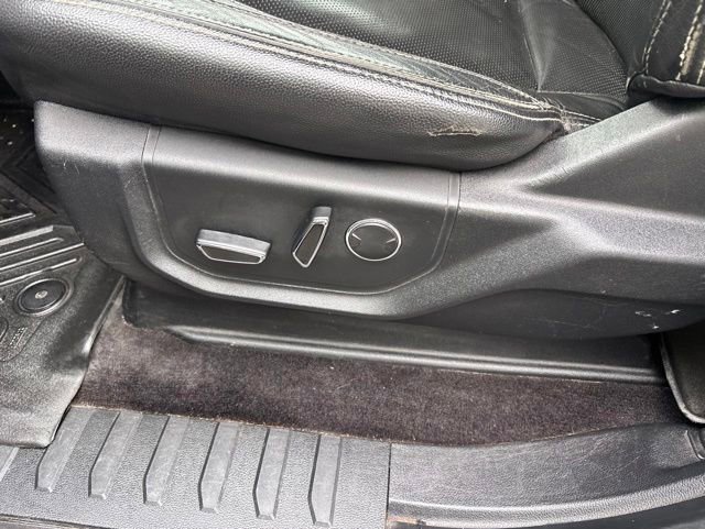 Used 2017 Ford F150 XLT w/ Equipment Group 302A Luxury AWD/4WD image 11