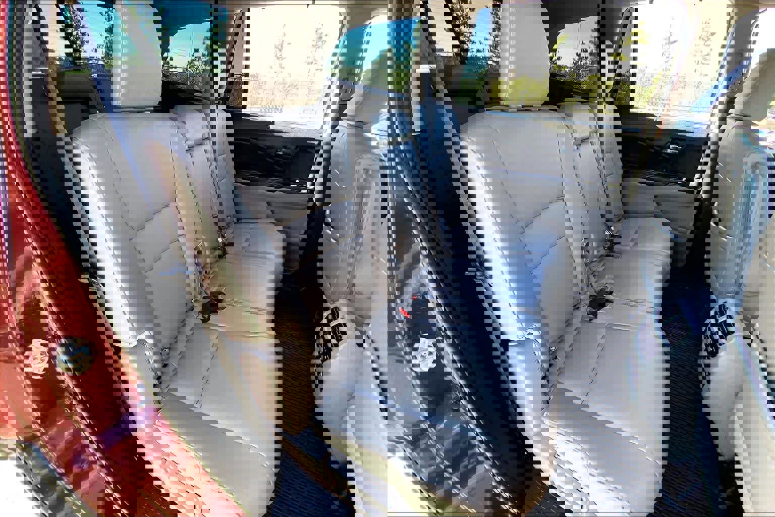 Used 2018 Honda Pilot Touring image 19