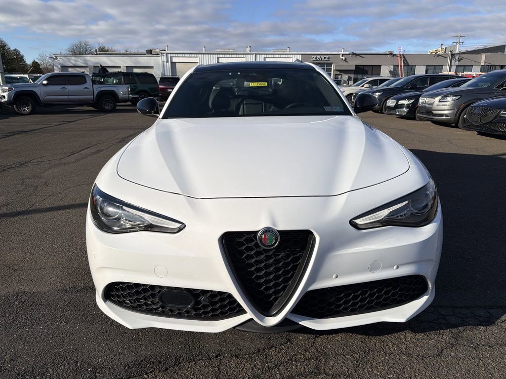 Used 2022 Alfa Romeo Giulia Veloce image 8