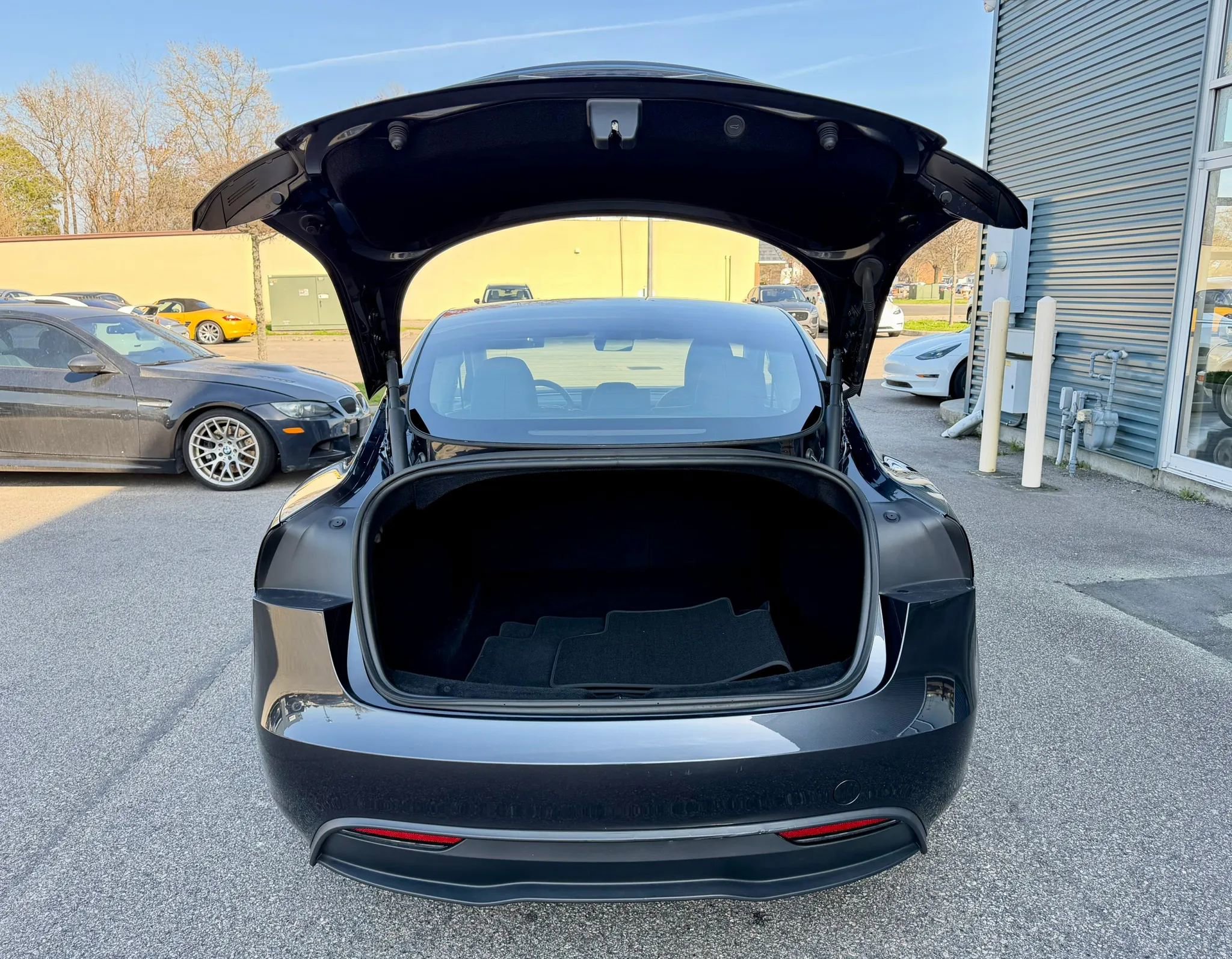 Used 2024 Tesla Model 3 Standard Range image 10
