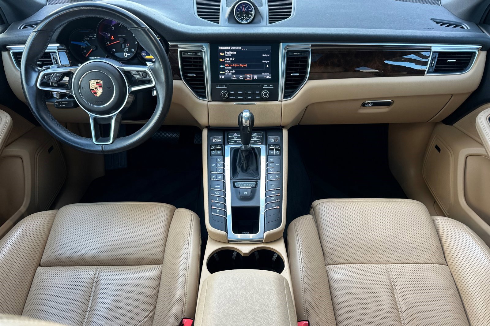 Used 2018 Porsche Macan Sport Edition image 17