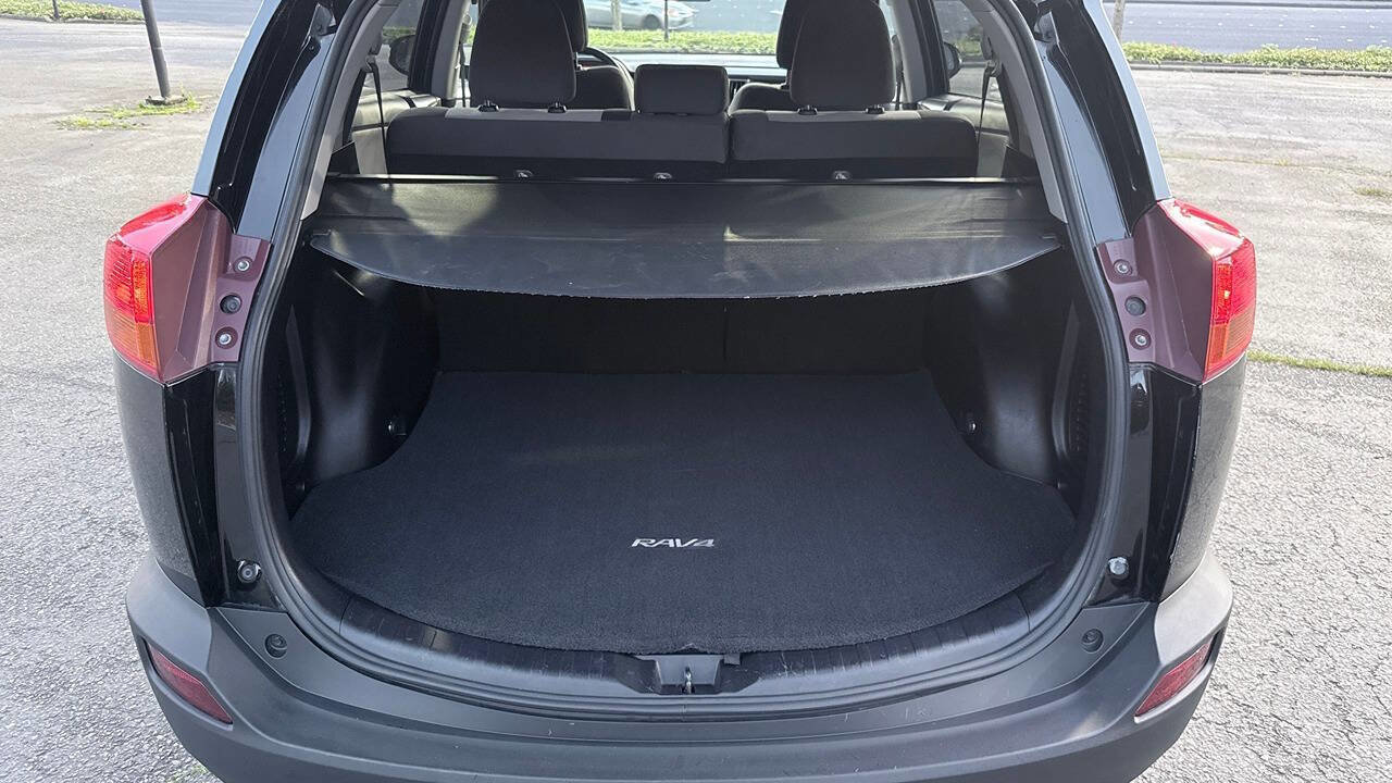 Used 2014 Toyota RAV4 XLE AWD/4WD image 14