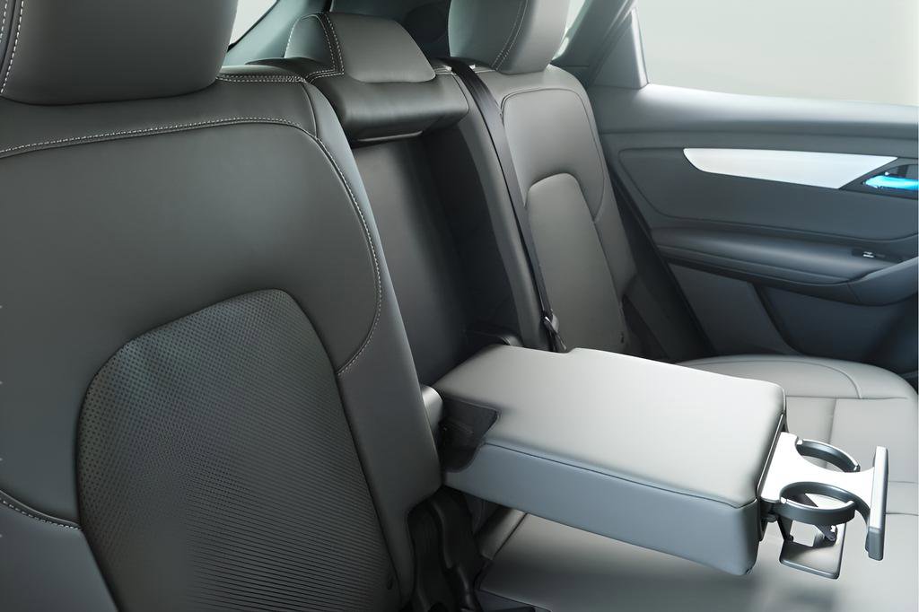 New 2025 VinFast VF 8 Plus image 18